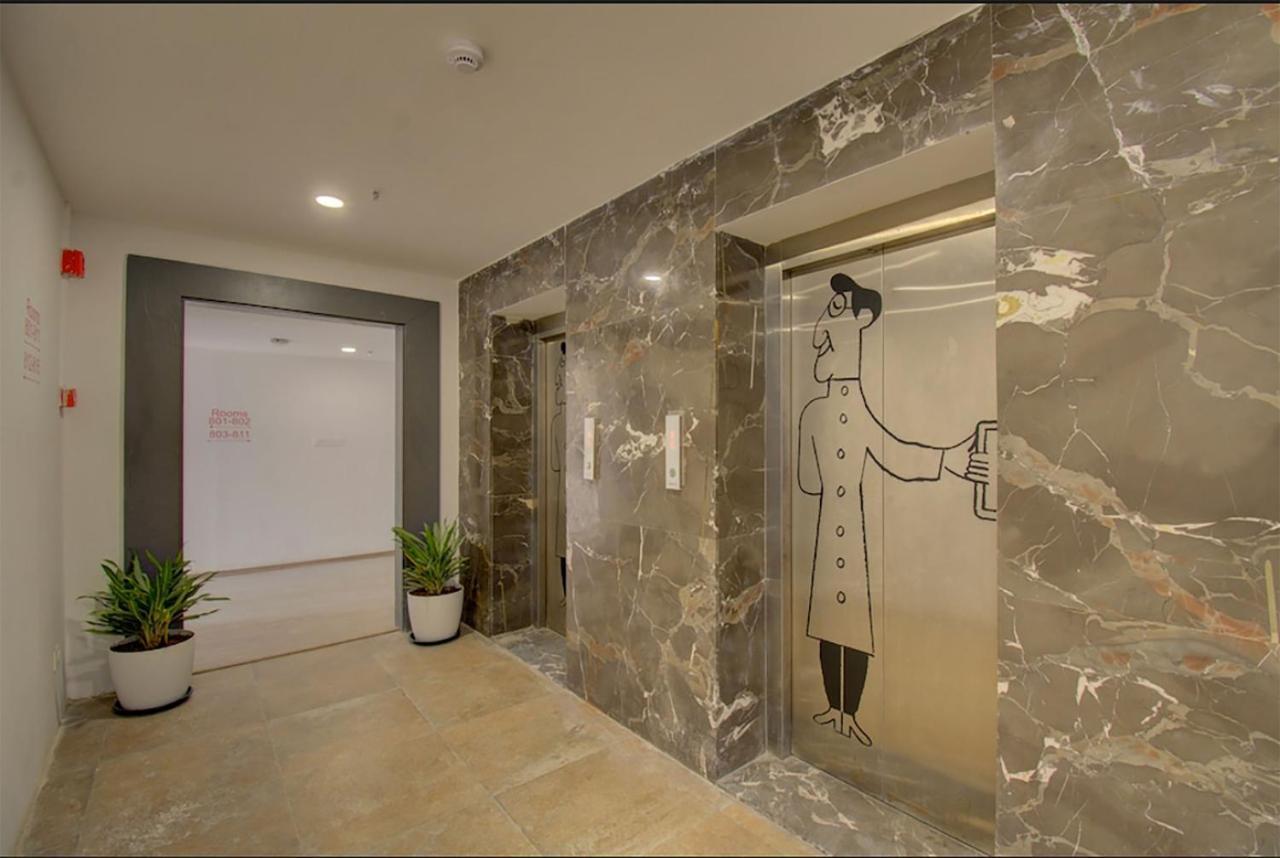 ואדודרה Shagun Hotel מראה חיצוני תמונה